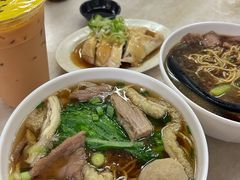 -颂记牛肉粉