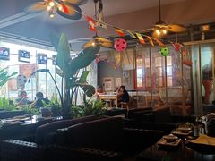 大堂-何师烧烤Pro ·江湖川菜·小龙虾·精酿(太古里旗舰店)