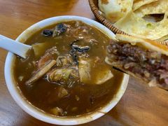 -穆彦华逍遥镇胡辣汤(岗坡路店)