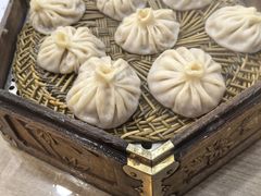 虾仁鸡肉三鲜包-西安贾三灌汤包·回坊小吃·清真炒菜(北院门总店)