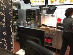 -麦当劳(杨高南路店)