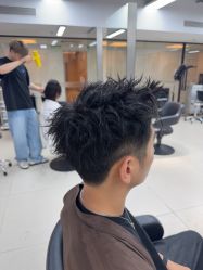 -意廊 Hair Salon