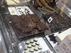 -VENCHI 闻绮(上海佛罗伦萨小镇店)