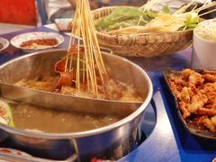 马路边边串串-马路边边老成都串串香(星耀城店)