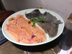 -红九格老火锅(三峡广场店)