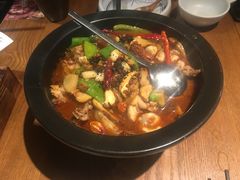 -云海肴·汽锅鸡·云南菜(天山百盛优客店)