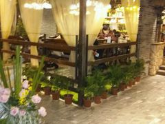 -春天里·老街坊餐厅(港隆广场店)