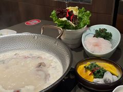 -捞王锅物料理(上海世茂广场店)