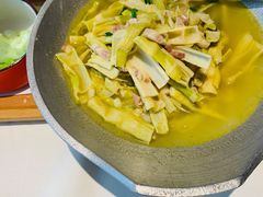 咸肉炖嫩笋-黛瓦里巷(南京东路店)