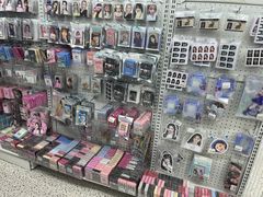 -Love Star追星馆(上海大悦城店)