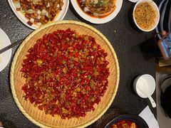 -万重锦·人文川菜馆(骡马市店)