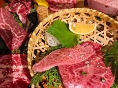 -山川小町·极番烧肉(新地假日广场店)