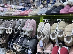-西北轻工批发市场