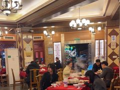 -山城年华老火锅(玉林店)