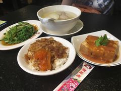 -胡须张鲁肉饭(美食文化馆店)