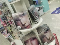 -Love Star追星馆(上海大悦城店)