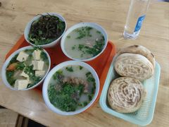 自制烧饼-宋老三苏肉羊肉汤老店