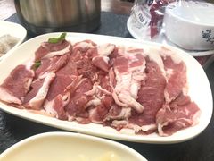 手切羊腿肉-和顺坊老北京铜火锅