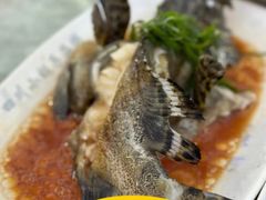 -四川小胡子海鲜(丁村万人海鲜广场店)