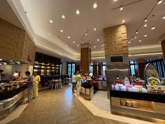 -亚龙湾希尔顿自助餐厅·海鲜·烧烤·沙滩BBQ·现场乐队