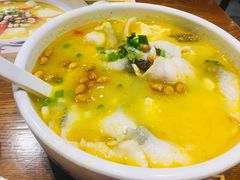 -渝是乎川渝小炒(新世界百货望京店)