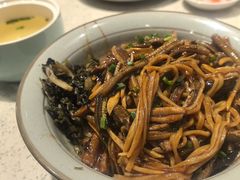 -阿莉餐厅(枣阳路店)