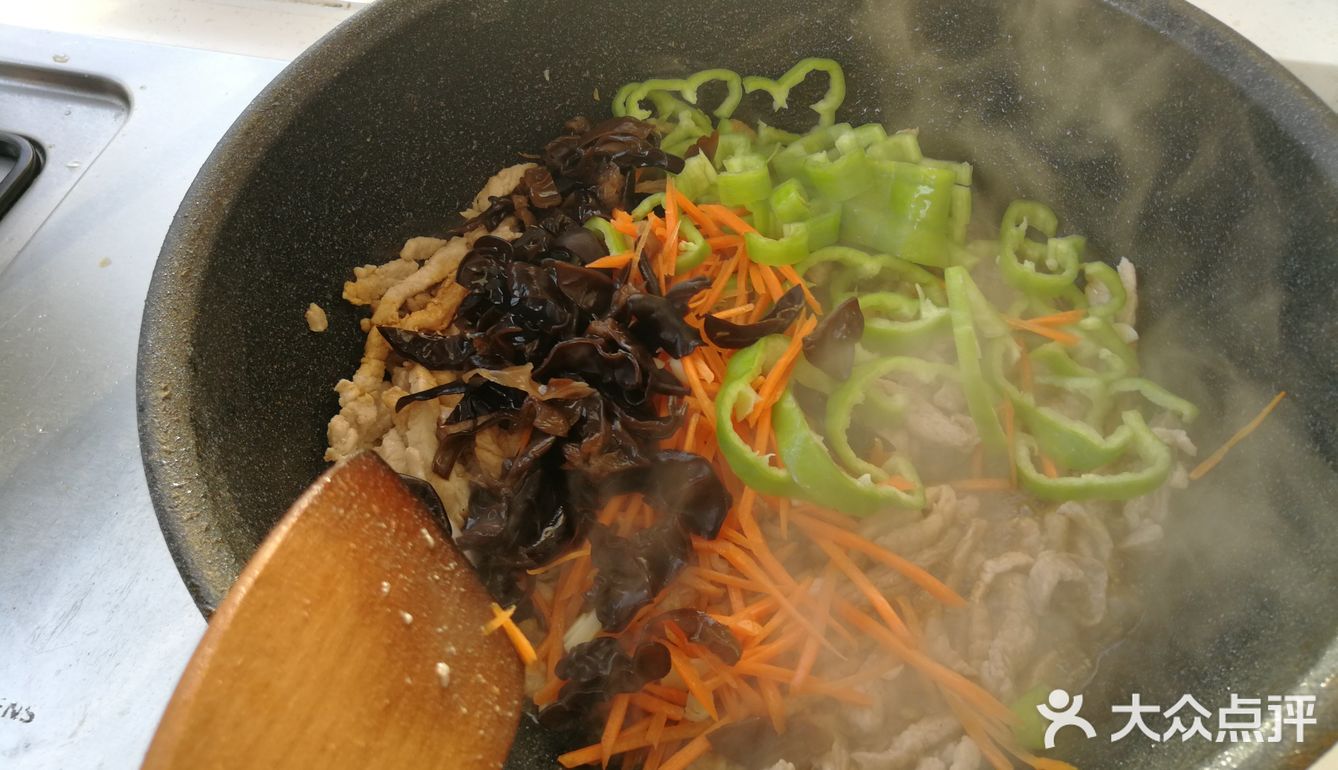 VICTORIA高的菜谱——鱼香肉丝