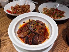 -爱碗亭·鲜炒湖南菜(壹城中心店)