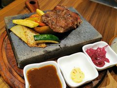 -Erman岩烧牛排(虹桥南丰城店)