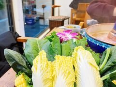 -毛辣果·贵州红酸汤牛肉火锅(西单店)