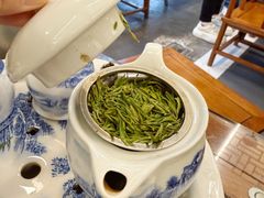 安吉白茶-四海楼(如皋定慧禅寺店)
