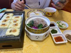 草原手把肉-德乐海蒙餐