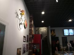 -愉肴麻辣香锅(中北镇店)