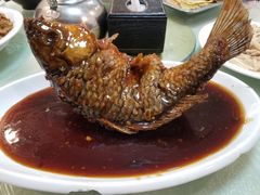 挣蹦鲤鱼-奥华餐厅·老张记(台基厂店)