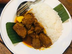 红烧猪肉饭-Ongtong Khaosoi Ari Branch