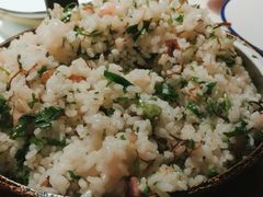 石锅炒饭-侬佳蒸菜馆(听潮店)