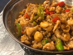 干锅牛蛙-虎虎龙虾大排档(双井店)