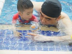 -戊辰亲子游泳俱乐部