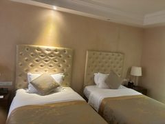 -武汉汉口火车站东方建国大酒店