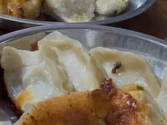 -黄阿姨锅贴大王(万航渡路店)