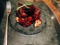 苹果木烟熏小牛肉-三利音·东方司宴(外滩店)