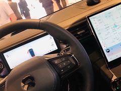 -蔚来中心(北京中关村店)