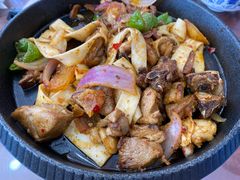 -撒拉人家.酸菜牦牛肉火锅