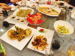 -御花园·粤菜·海鲜火锅(中山公园店)