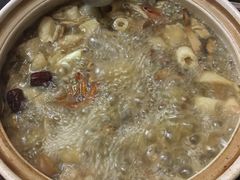 -东巴谷野生菌火锅餐厅