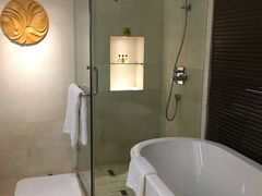 -青岛海尔洲际酒店