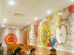 大堂-麦当劳(花桥得来速店)