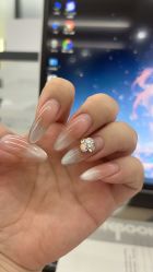 -尤米一站式美甲美睫