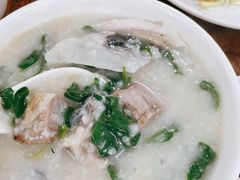 烧骨鱼头粥-华记粥饭店(印象容桂主题风情街店)