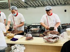 -闫家驴肉老店(华电一校店)